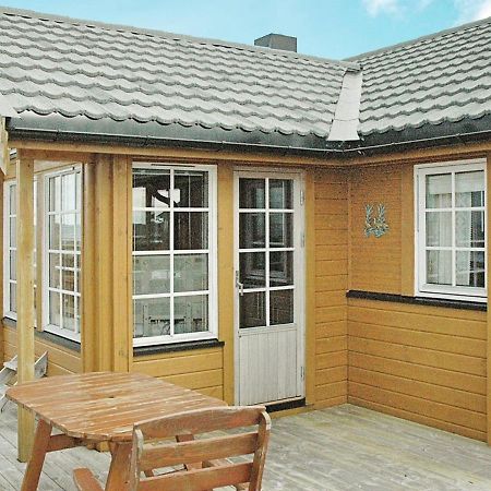 Three-Bedroom Holiday home in Dyrvik Tuvnes Buitenkant foto