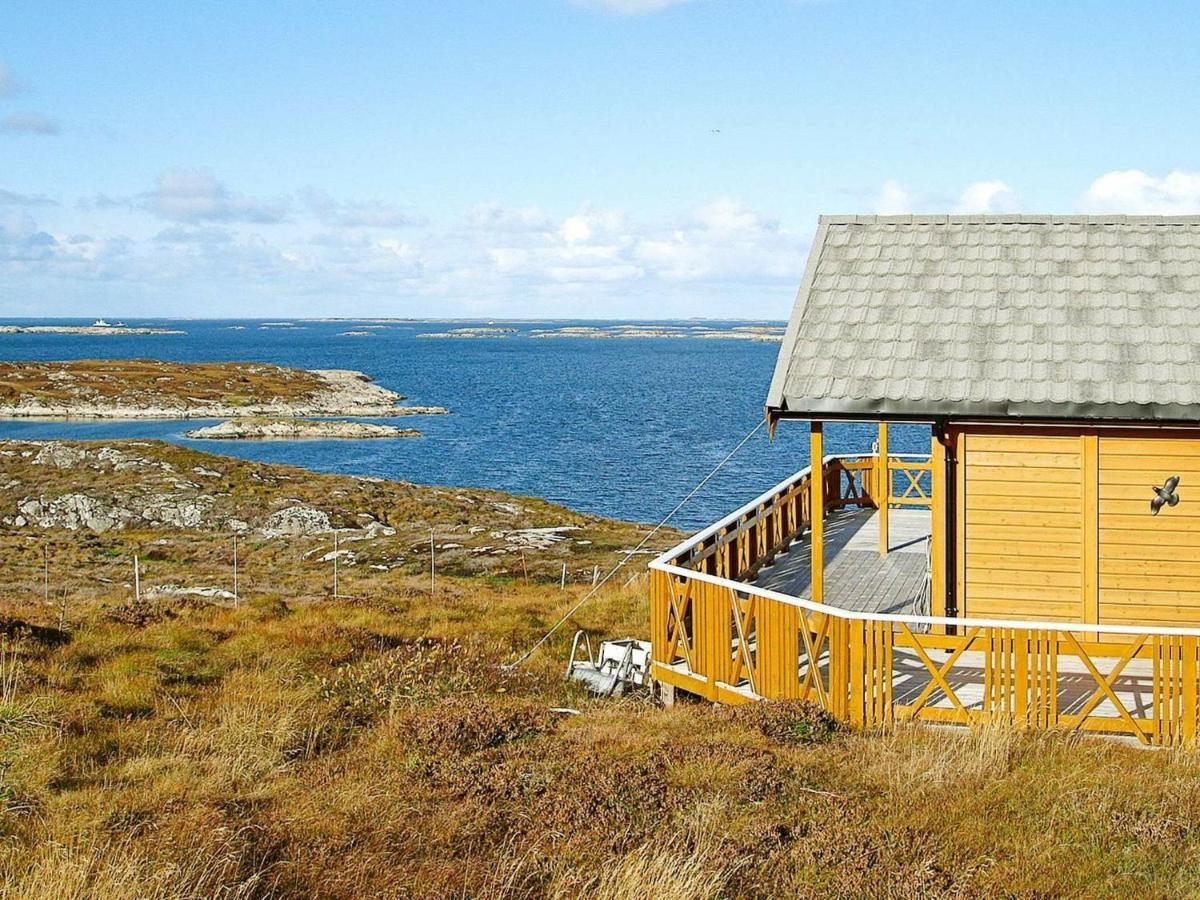 Three-Bedroom Holiday home in Dyrvik Tuvnes Buitenkant foto
